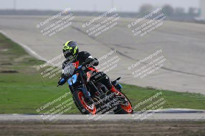 media/Nov-29-2025-TrackDaz (Sat) [[10ae2d9bce]]/B Group/Session 3 (Outside Grapevine)/